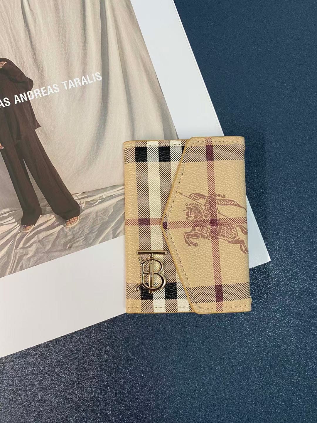 fashionedstare Louis Vuitton Monogram and Checkered Credit Card Holders wallet with LV Logo