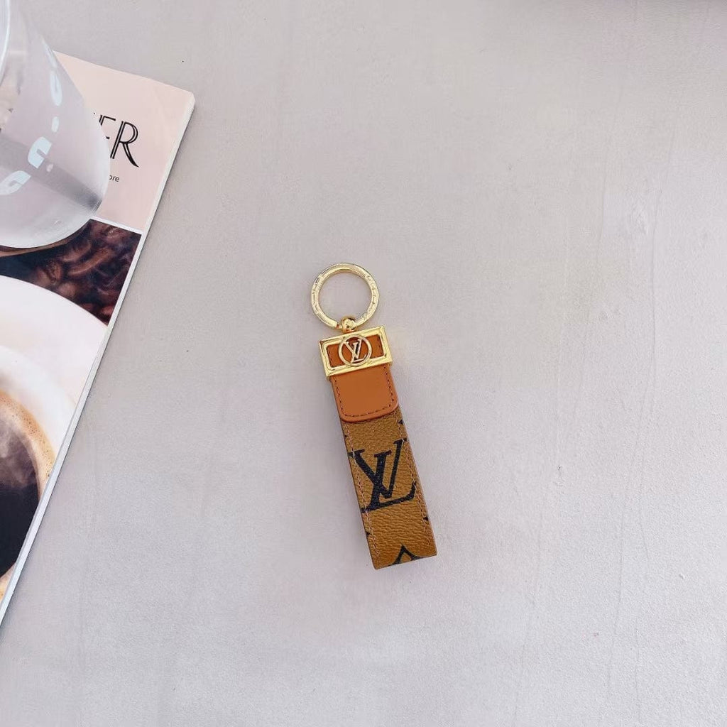 fashionedstare Louis Vuitton Monogram and Leather Key Holders with Gold Hardware | LV Keychain