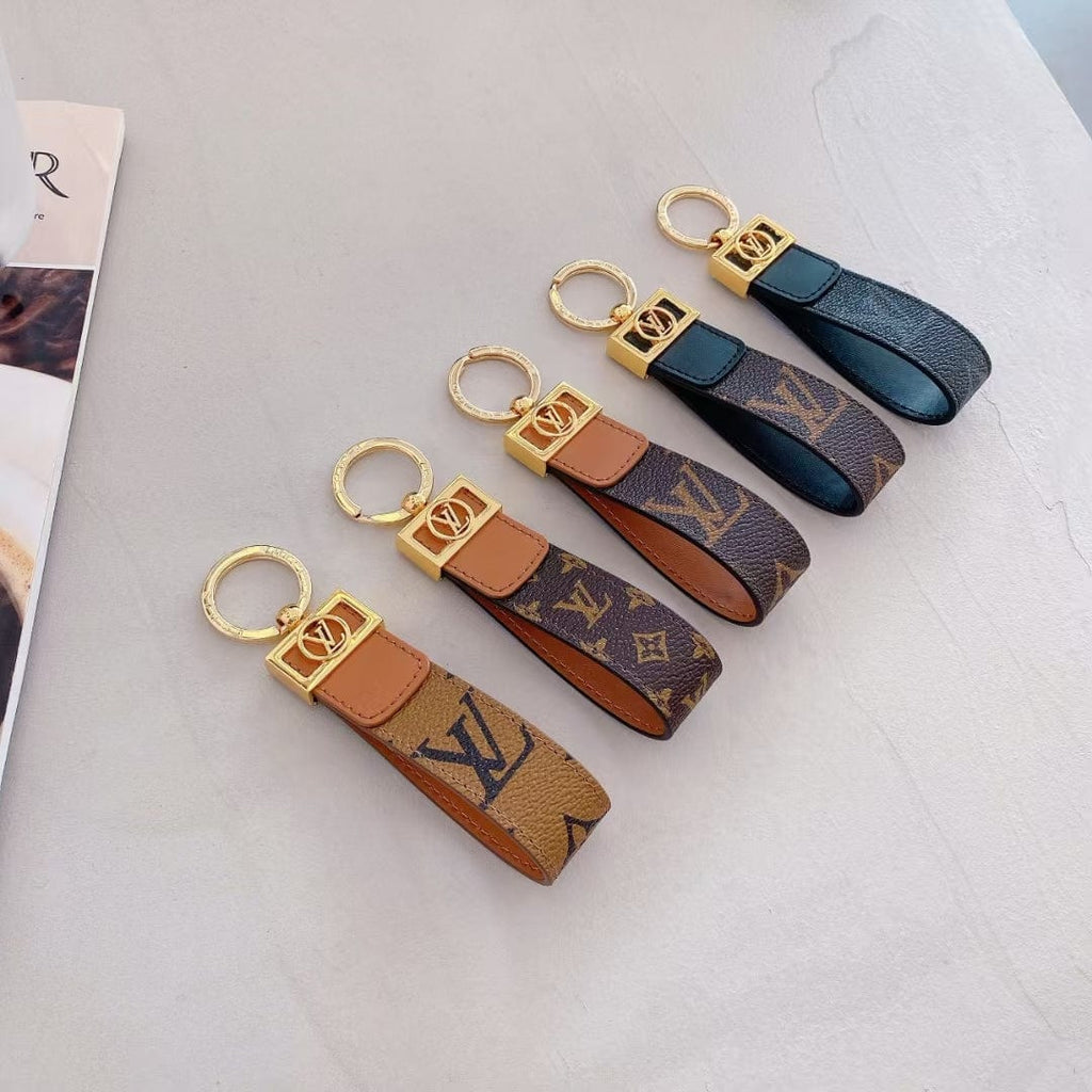 fashionedstare Louis Vuitton Monogram and Leather Key Holders with Gold Hardware | LV Keychain